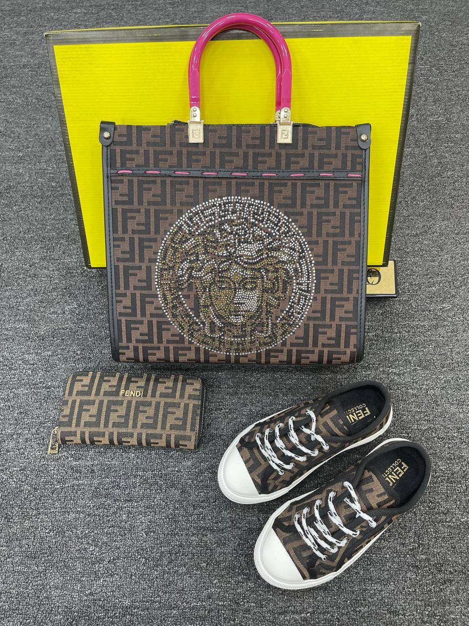 Women's fashion set