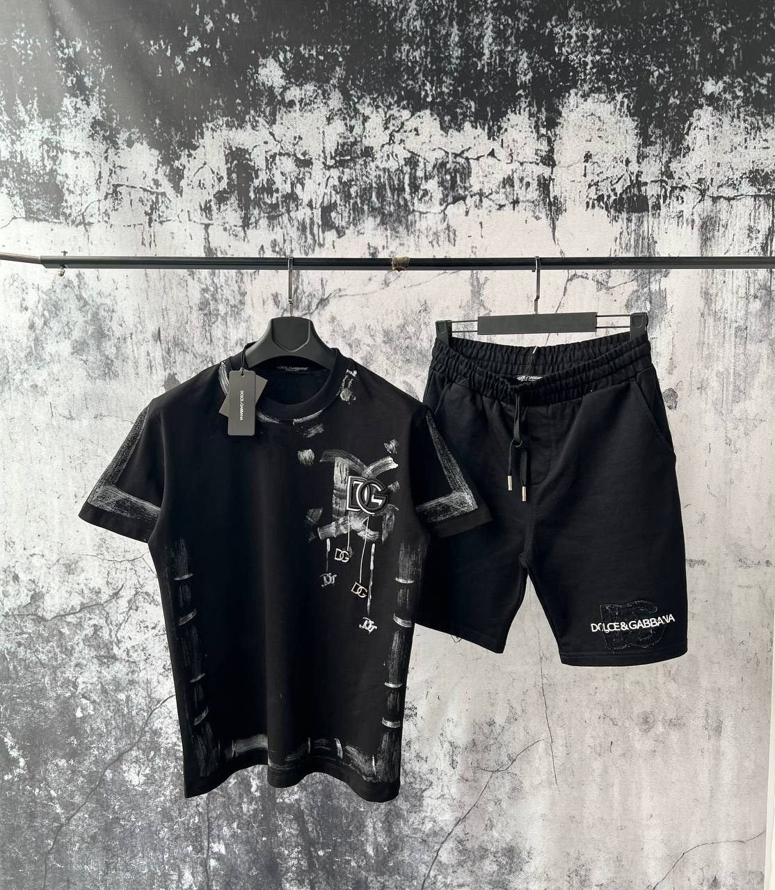 T-shirt & short set