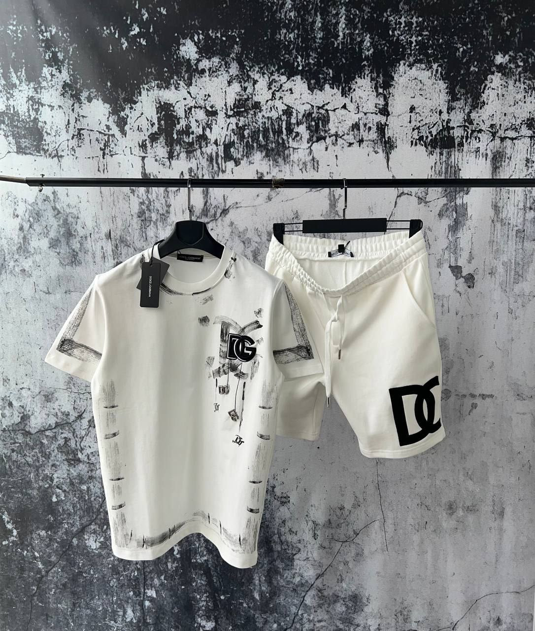 T-shirt & short set