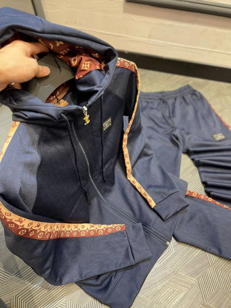 Long sleeve hood & pant set for men