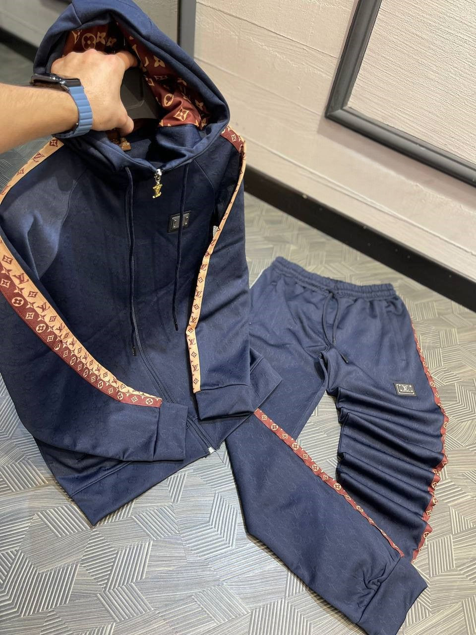Long sleeve hood & pant set for men