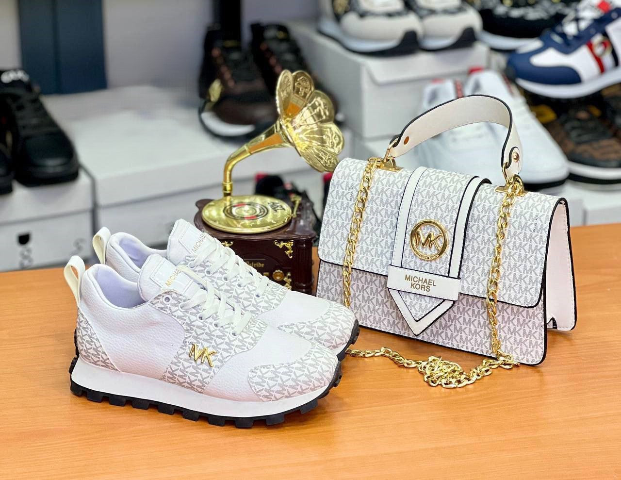 Bags & sneakers set