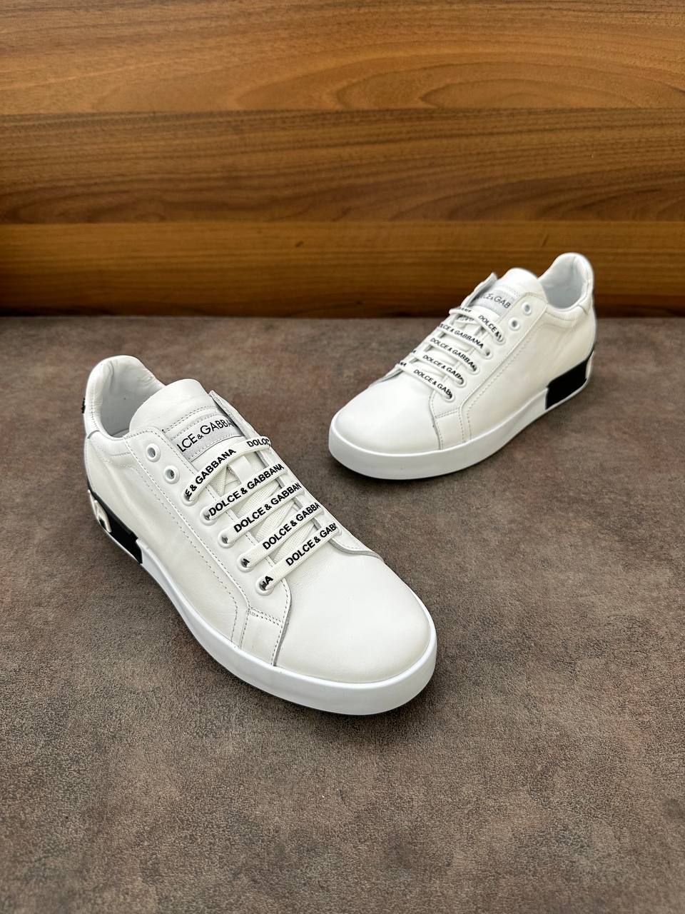 Sneaker for men
